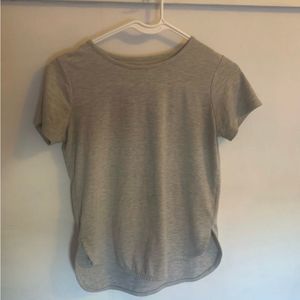 athletic works grey short sleeve shirt, size girls L! (tagged for exposure)